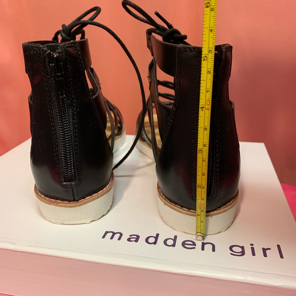 Madden girl black ankle gladiator sandal NIB - Picture 5 of 7